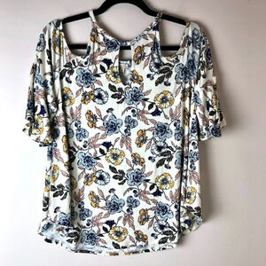 Eyeshadow | Floral Cold Shoulder Knit Top